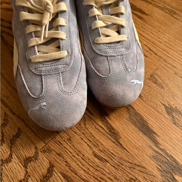 Puma Classic Suede Sneakers in Soft Blue and Cream - Picture 5 of 7